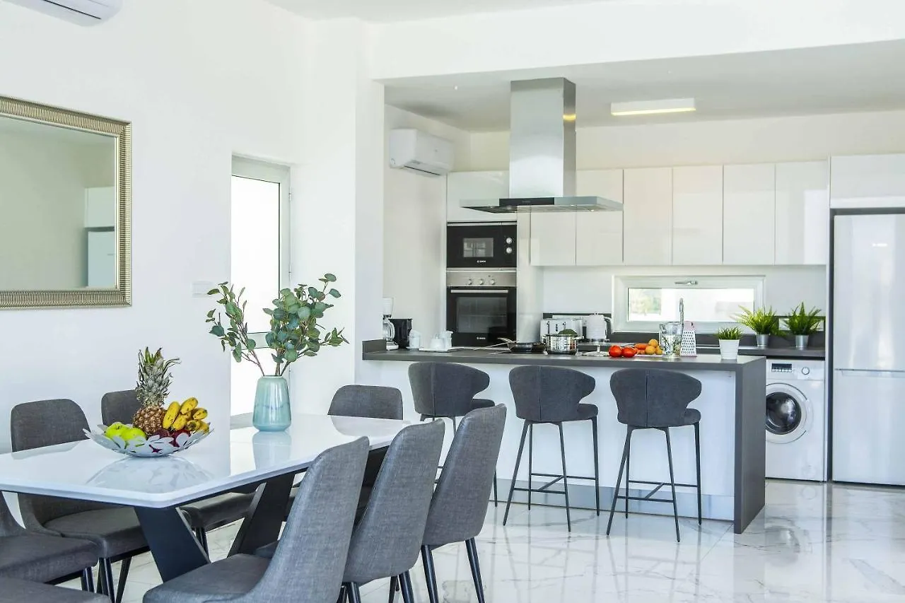 Villa Olivine Pearl 16 Protaras 0*,  Chipre